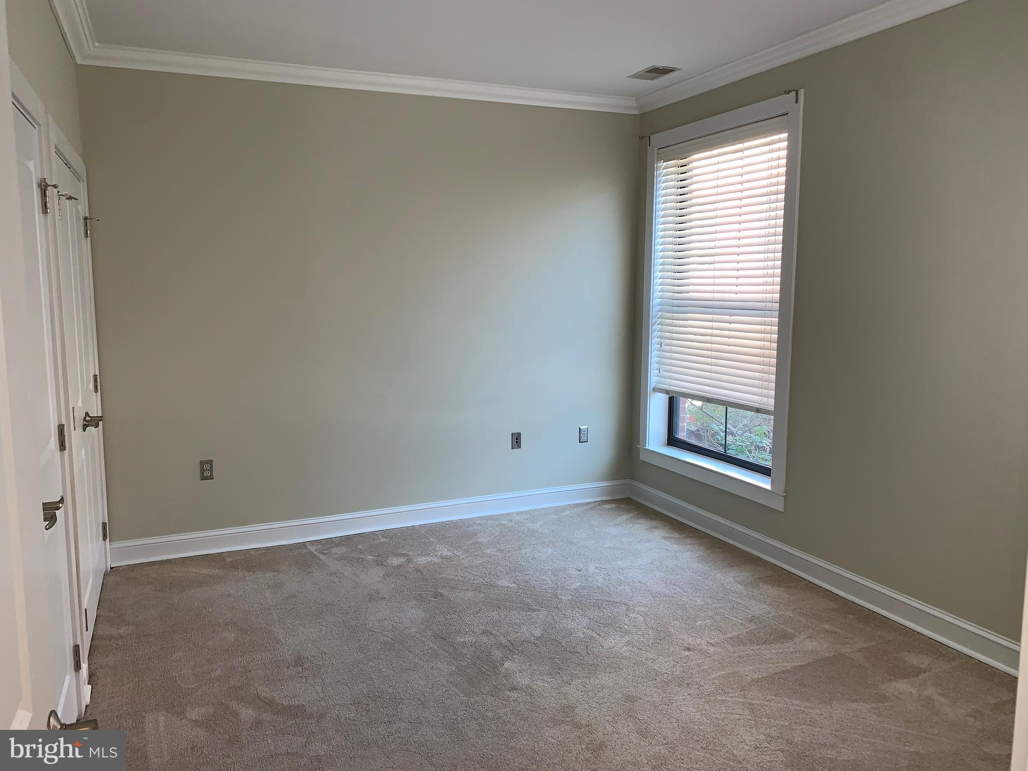 2007 Clipper Park Road, Unit 114 Baltimore, MD 21211 - Photo 18 of 45