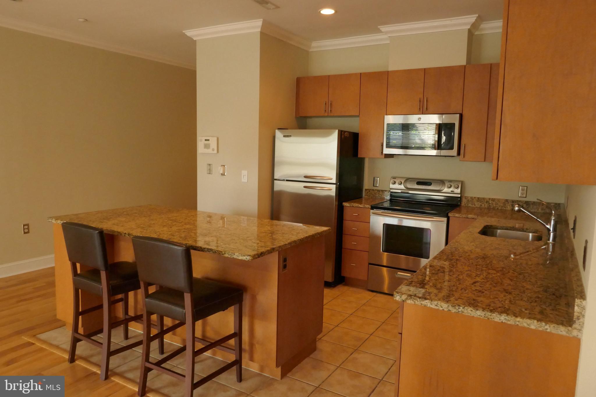 2007 Clipper Park Road, Unit 114 Baltimore, MD 21211 - Photo 27 of 45