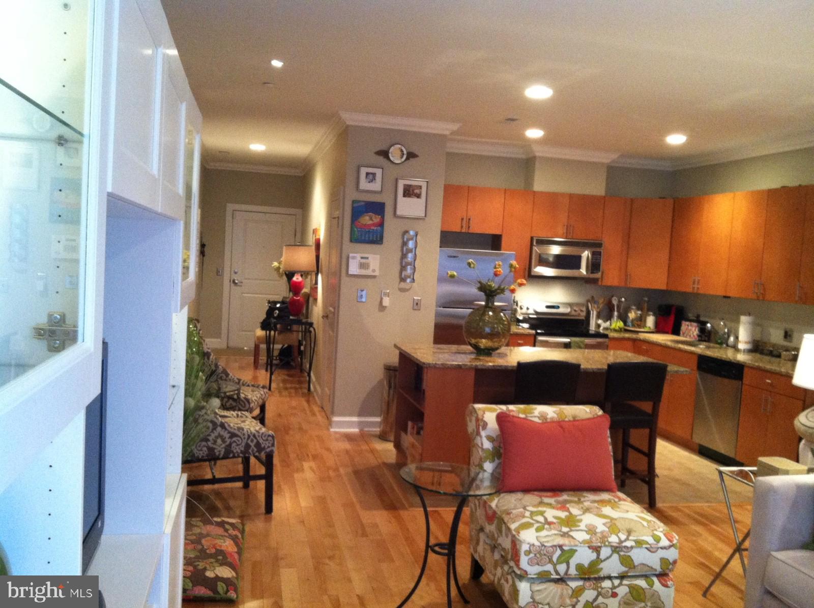 2007 Clipper Park Road, Unit 114 Baltimore, MD 21211 - Photo 37 of 45