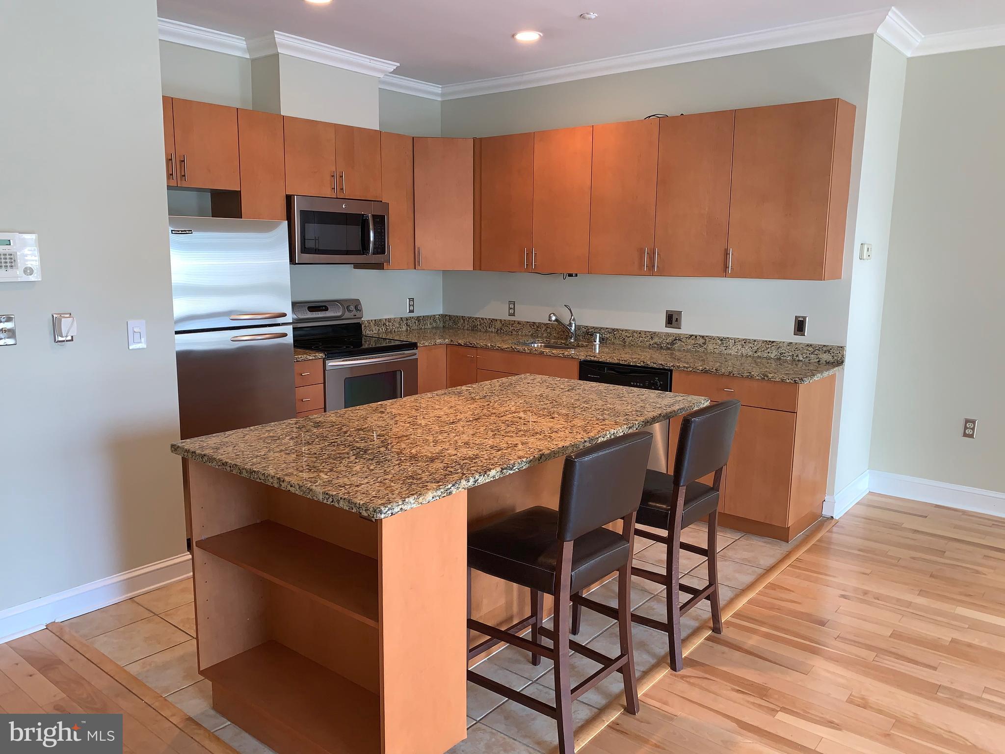 2007 Clipper Park Road, Unit 114 Baltimore, MD 21211 - Photo 6 of 45