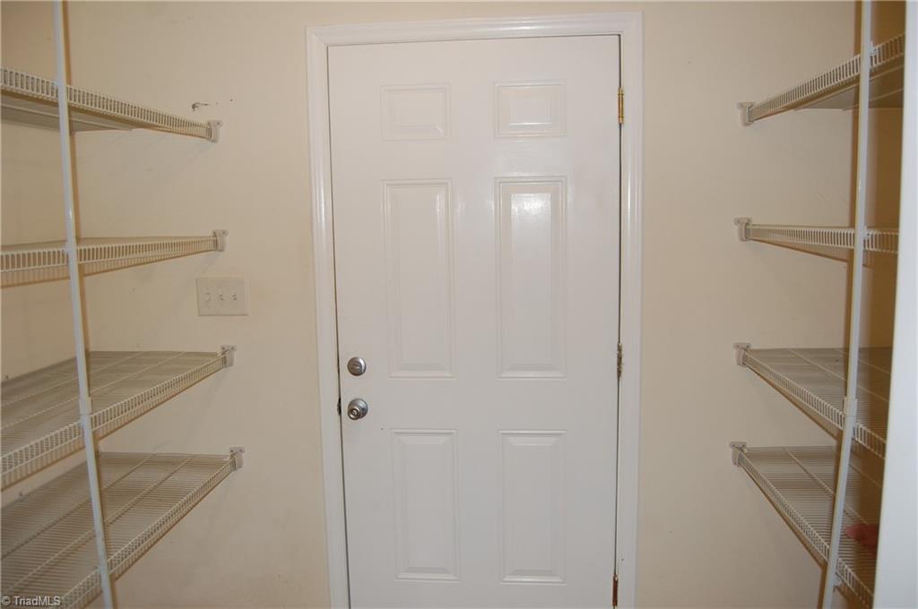 120 Oak Summit Road Winston-Salem, NC 27105 - Photo 10 of 29 Pantry