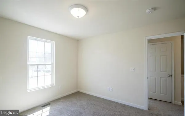 $2,250 | 194 Bend Farm Road, Fredericksburg, VA 22408