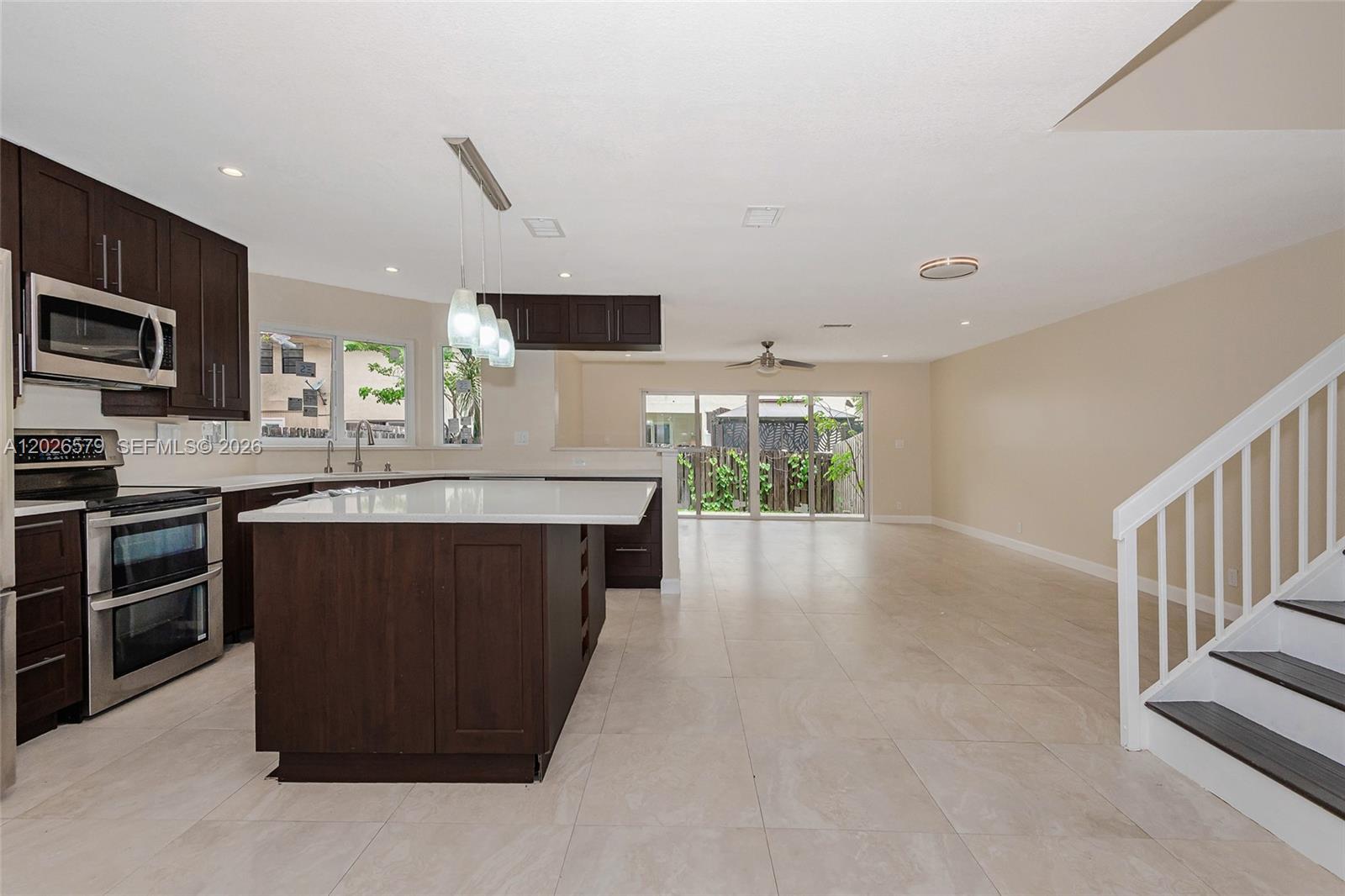 3583 Simms Street Hollywood, FL 33021 - Photo 6 of 33