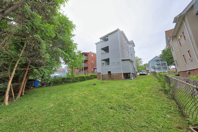 $1,700 | 294 Bellevue Street, Hartford, CT 06120