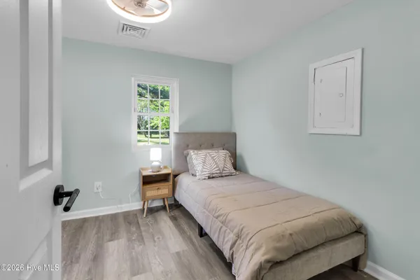 $1,900 | 270 Territorial Road, New Bern, NC 28560