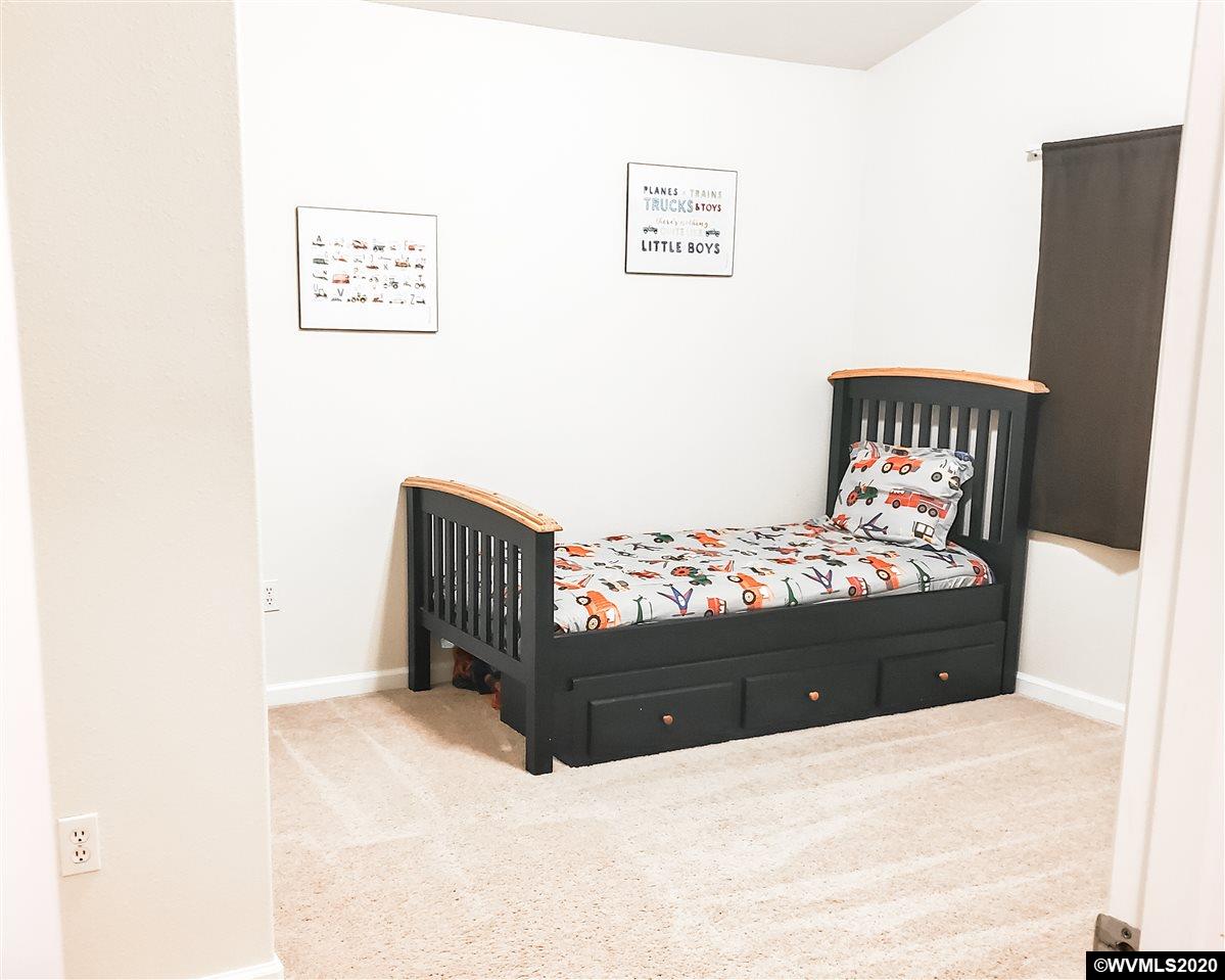 1248 Barnick Road Northeast Keizer, OR 97303 - Photo 16 of 23 Gallery Image 16