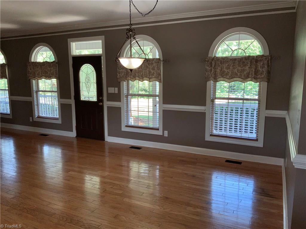 3369 Old Mountain Road Trinity, NC 27370 - Photo 7 of 17 Dining area