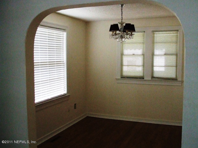 4051 Dover Road Jacksonville, FL 32207 - Photo 3 of 11 dining room
