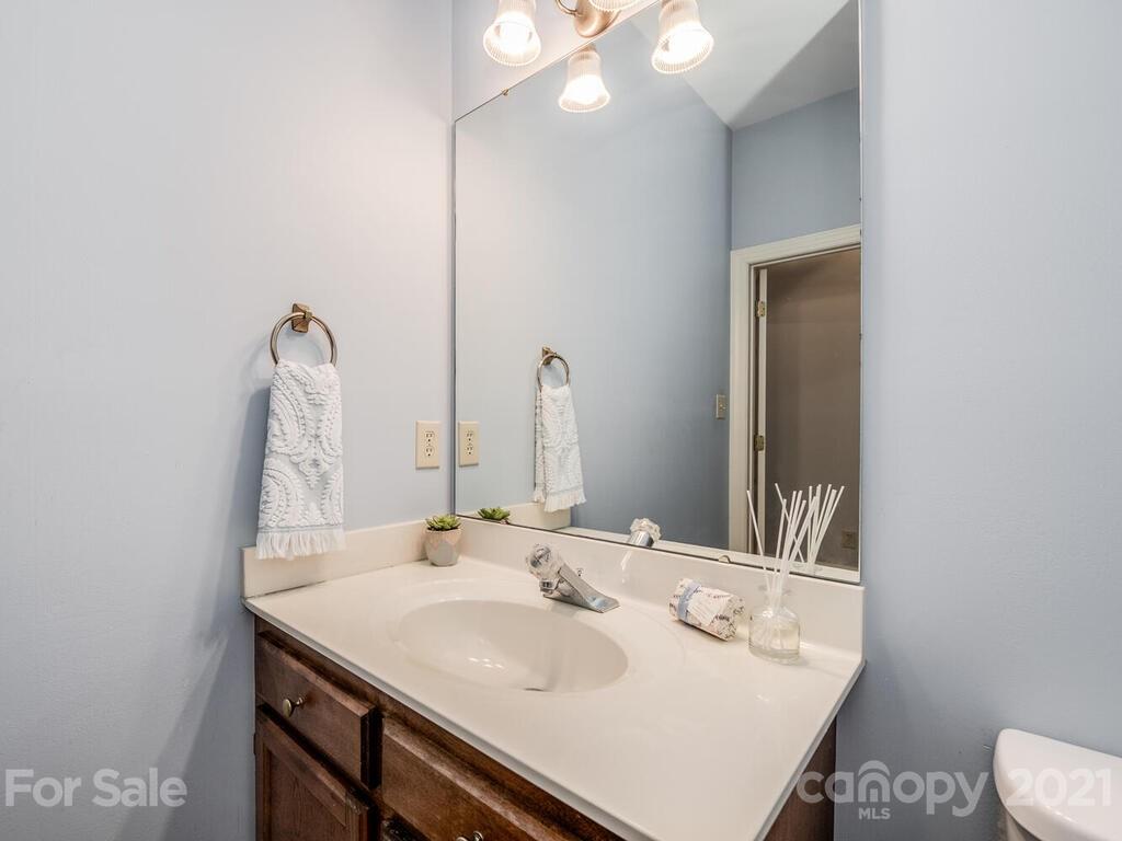 4404 Quail View Road Charlotte, NC 28226 - Photo 19 of 38 Gallery Image 19