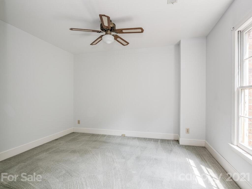 4404 Quail View Road Charlotte, NC 28226 - Photo 23 of 38 Gallery Image 23