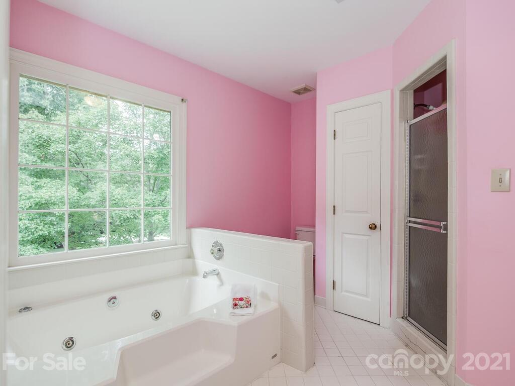 4404 Quail View Road Charlotte, NC 28226 - Photo 26 of 38 Gallery Image 26