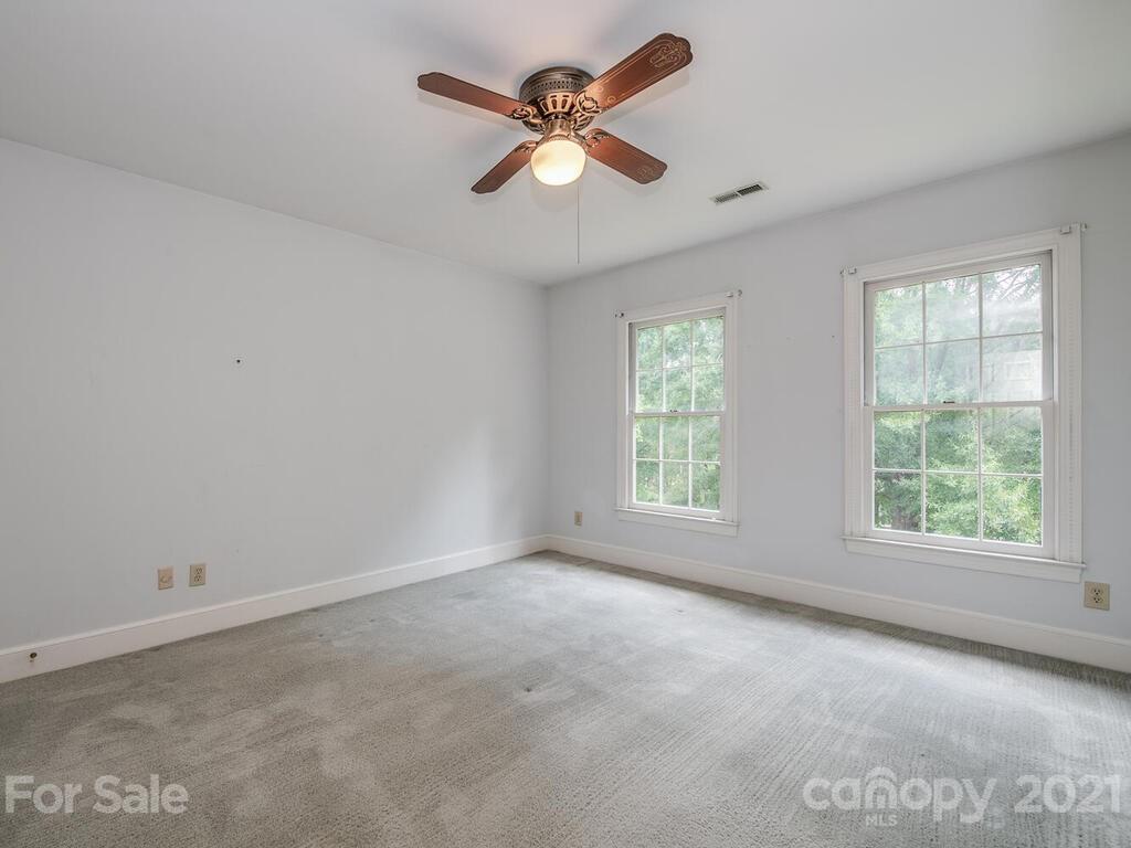 4404 Quail View Road Charlotte, NC 28226 - Photo 28 of 38 Gallery Image 28