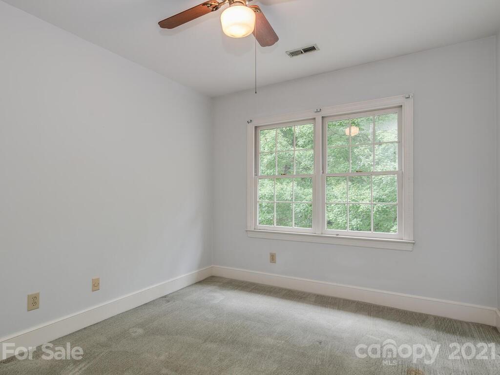 4404 Quail View Road Charlotte, NC 28226 - Photo 31 of 38 Gallery Image 31