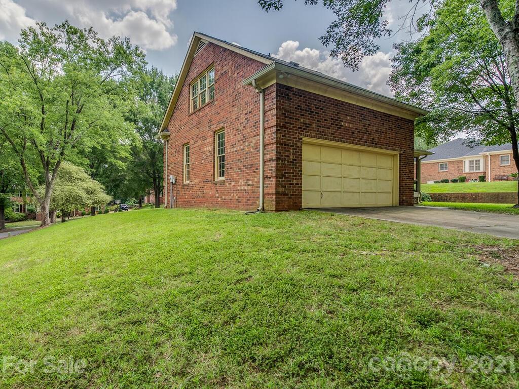 4404 Quail View Road Charlotte, NC 28226 - Photo 35 of 38 Gallery Image 35