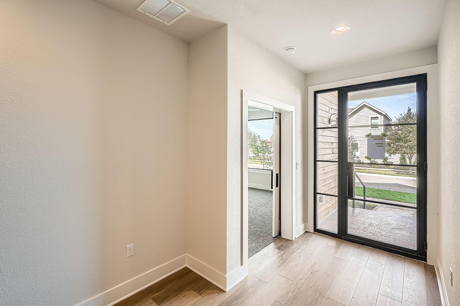 9027 Cattle Baron Path Austin, TX 78747 - Photo 11 of 29 Gallery Image 11