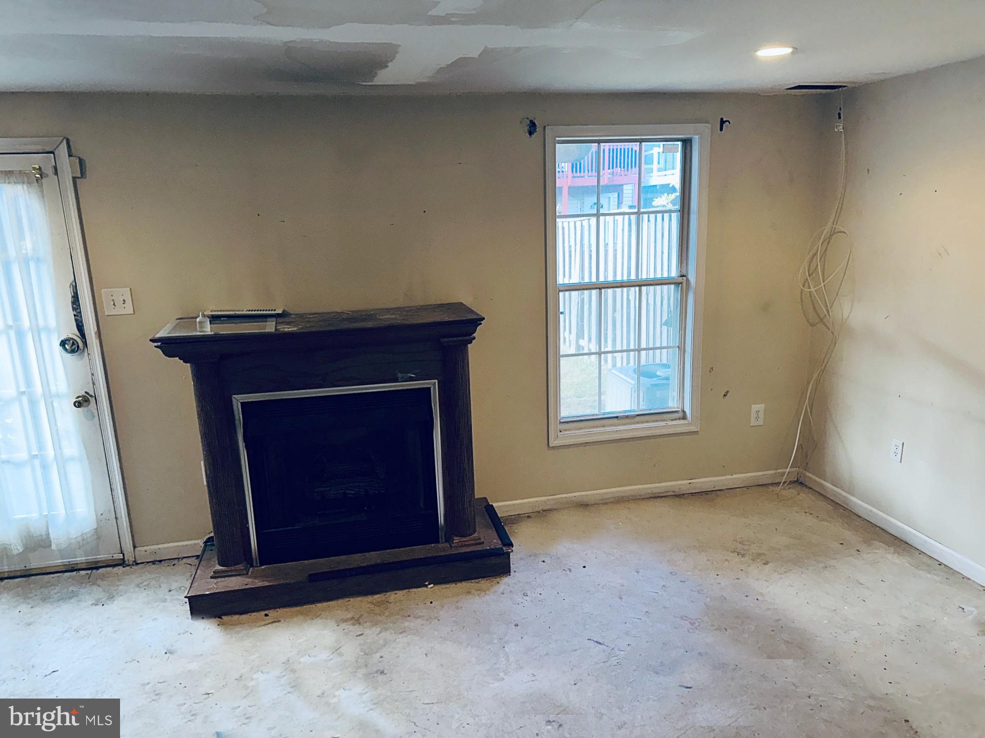 5331 Hollowstone Circle Rosedale, MD 21237 - Photo 15 of 17 Interior