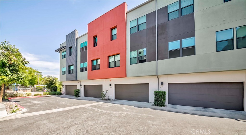408 Hudson Street Brea, CA 92821 - Photo 4 of 34