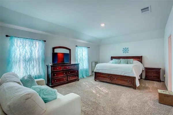 $2,400 | 1004 Basswood Lane, Royse City, TX 75189