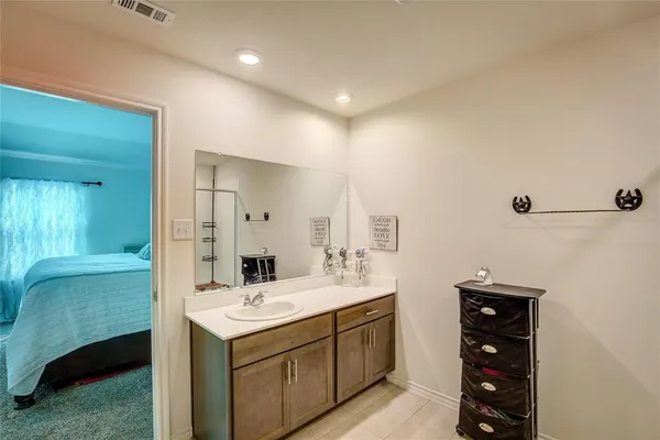$2,400 | 1004 Basswood Lane, Royse City, TX 75189