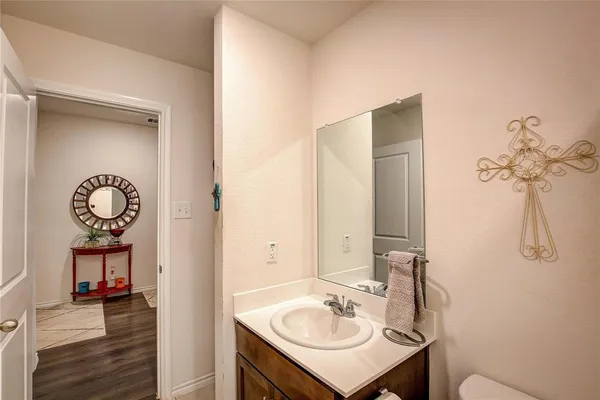 $2,400 | 1004 Basswood Lane, Royse City, TX 75189