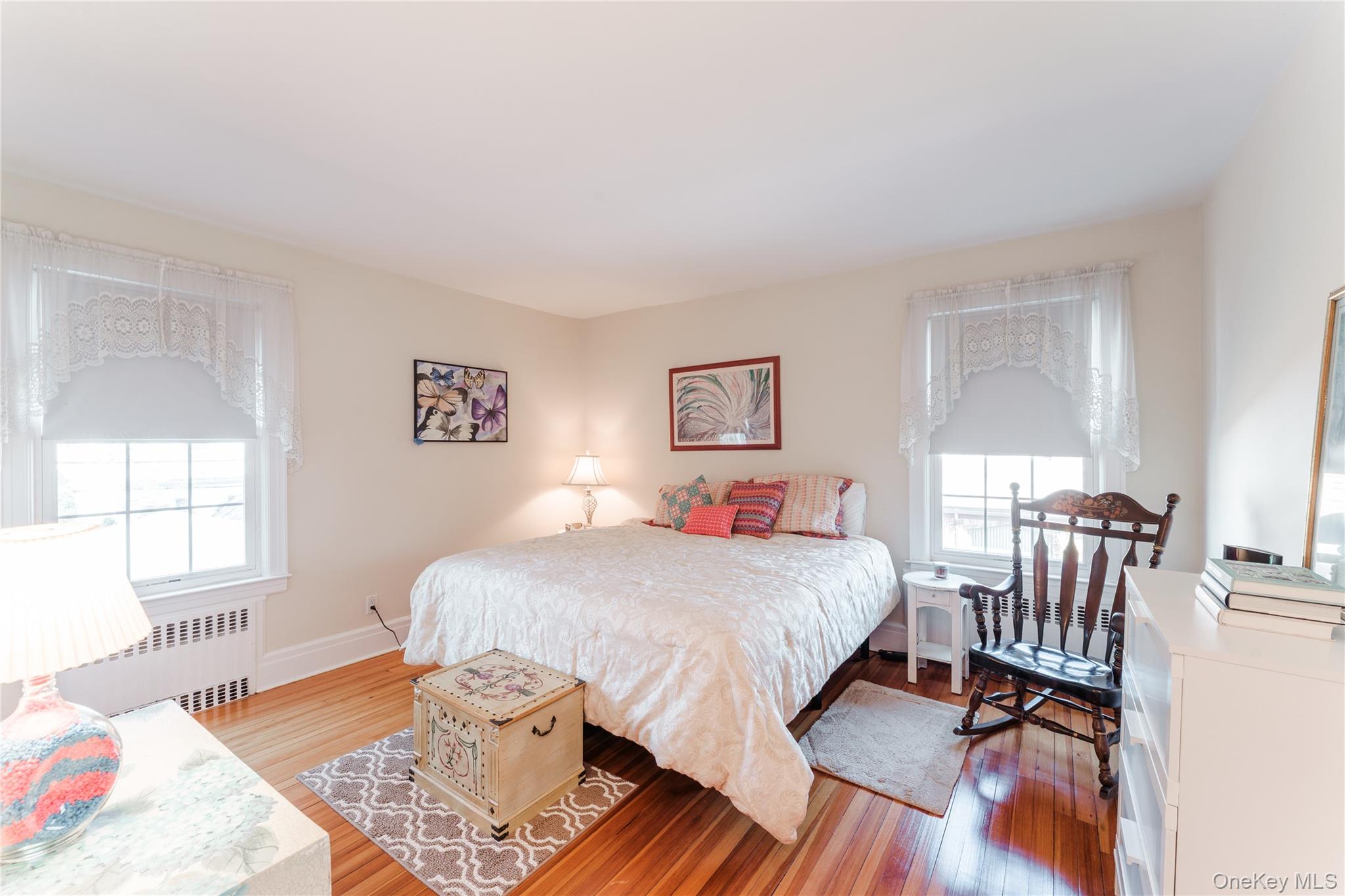 154 Wellington Road Garden City, NY 11530 - Photo 13 of 28