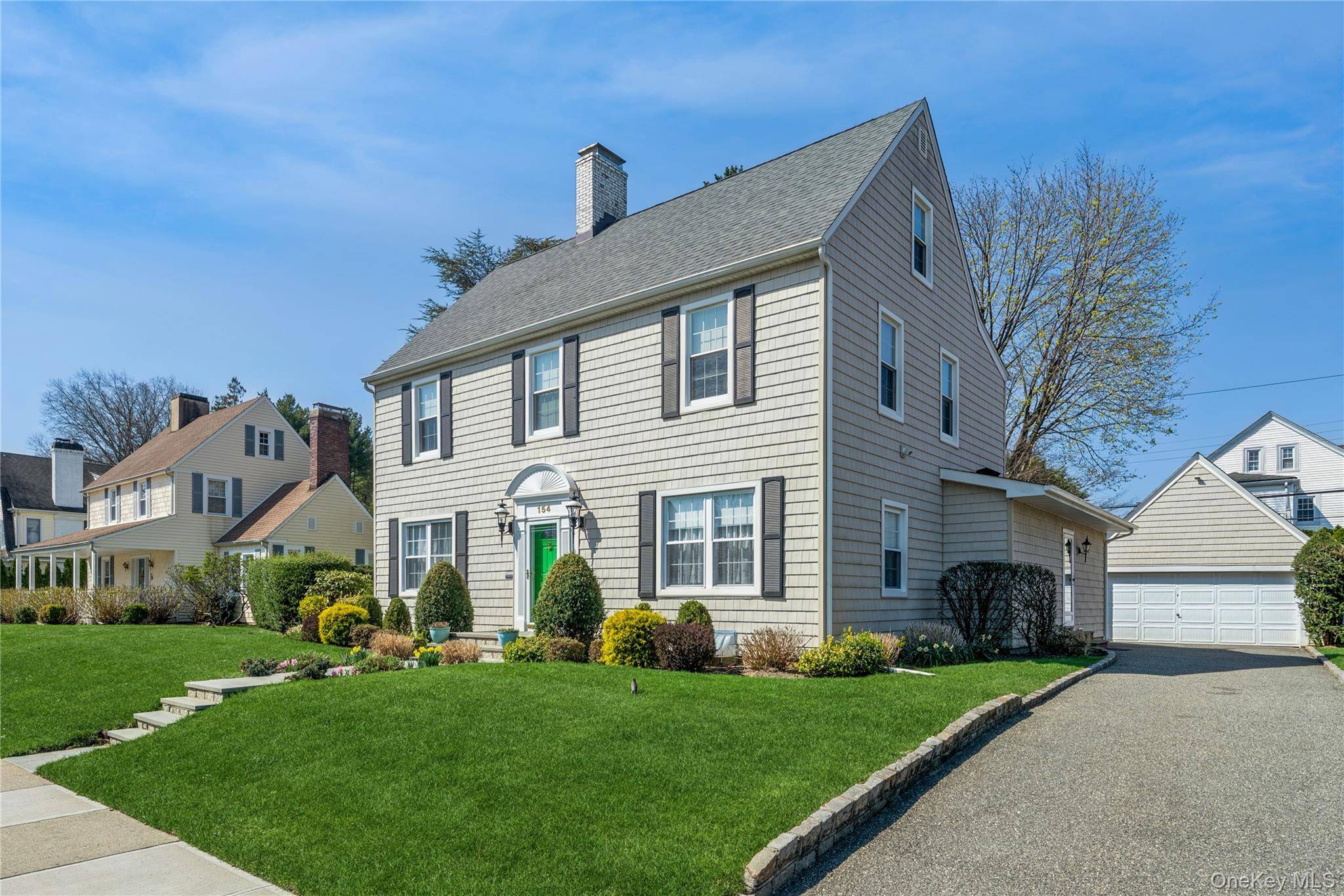 154 Wellington Road Garden City, NY 11530 - Photo 24 of 28