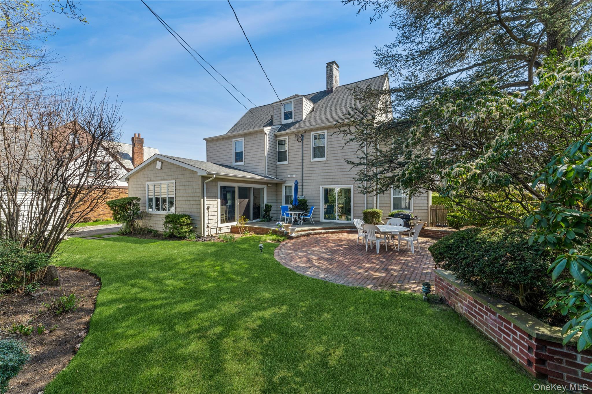154 Wellington Road Garden City, NY 11530 - Photo 25 of 28