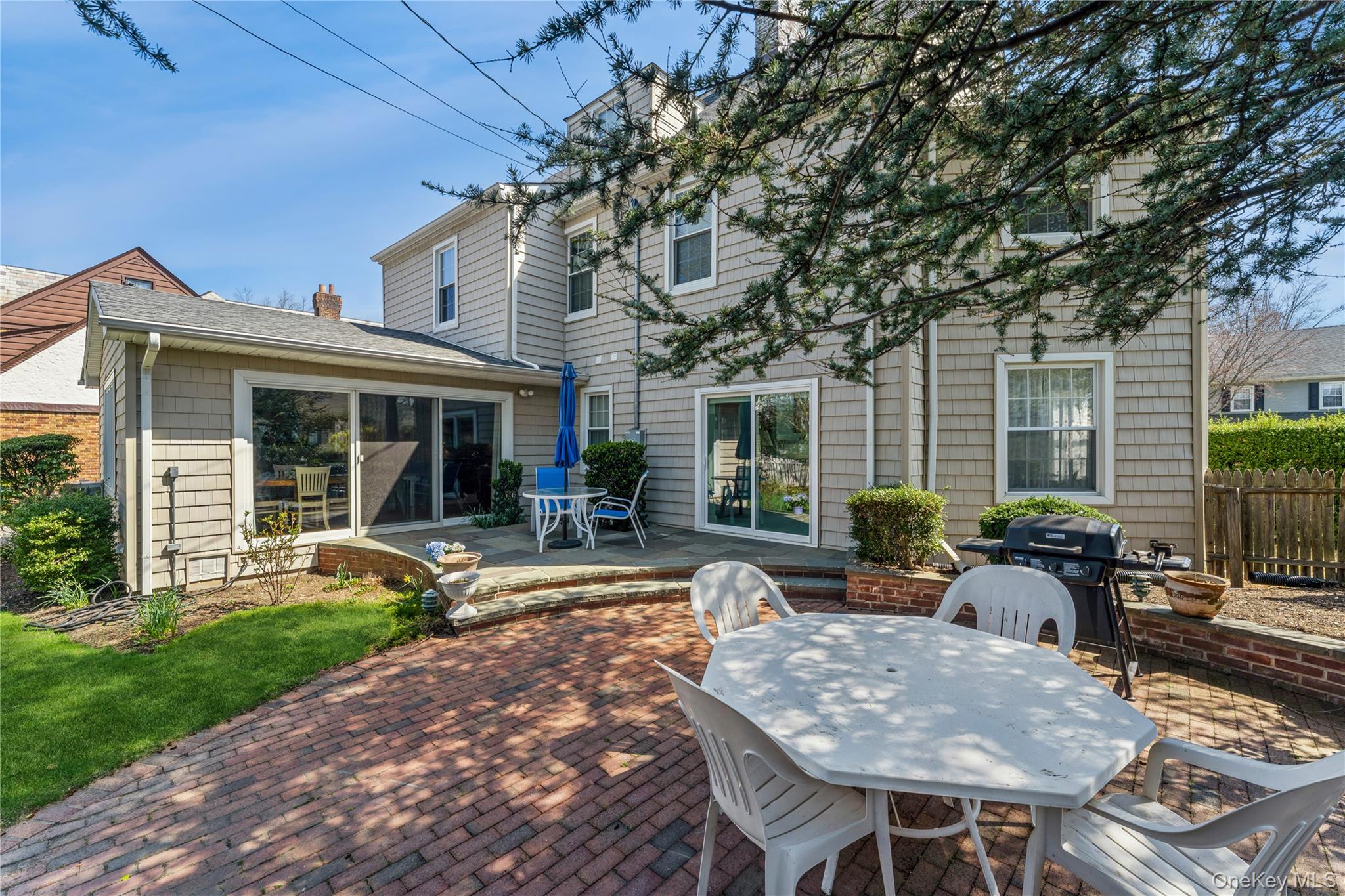 154 Wellington Road Garden City, NY 11530 - Photo 27 of 28