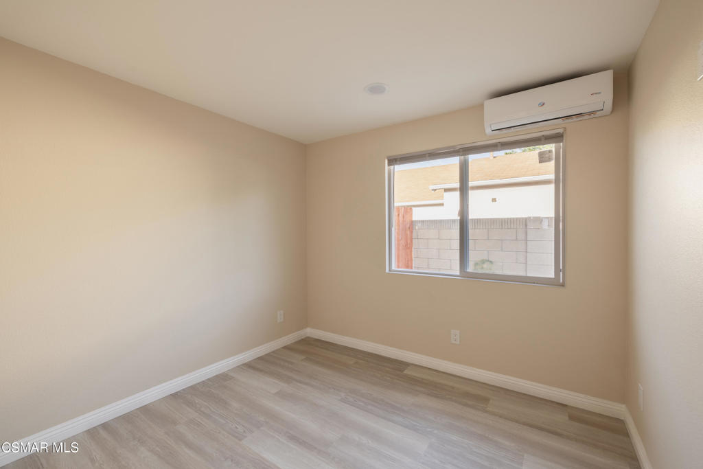 2345 Bryson Place Simi Valley, CA 93065 - Photo 15 of 36