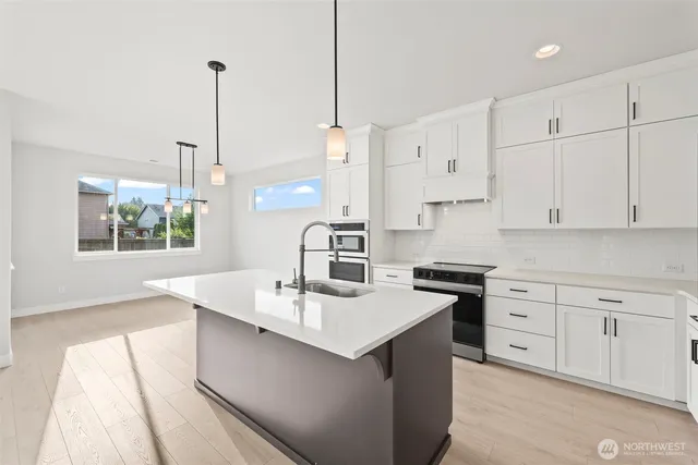 $729,990 | 17313 82nd Ave Court East, Puyallup, WA 98375