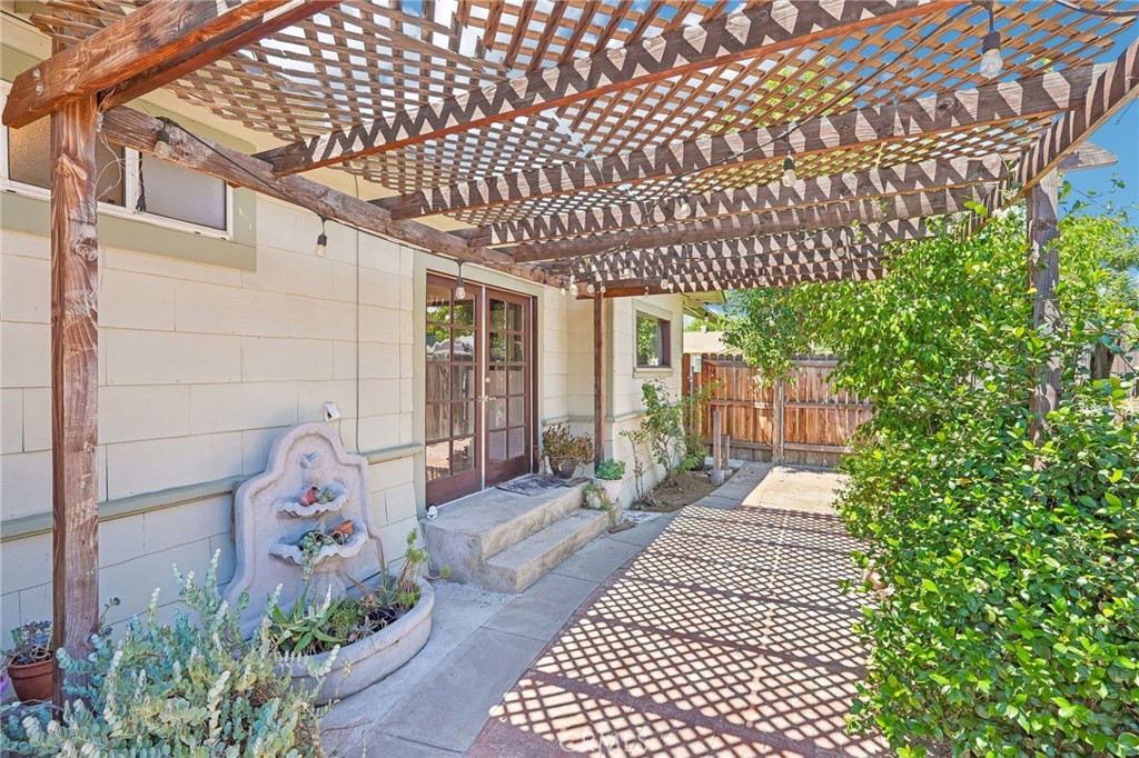 4158 Highland Place Riverside, CA 92506 - Photo 30 of 36