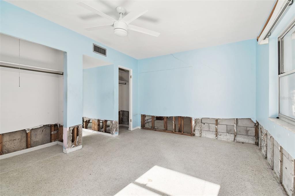 545 Lillian Drive Madeira Beach, FL 33708 - Photo 35 of 100