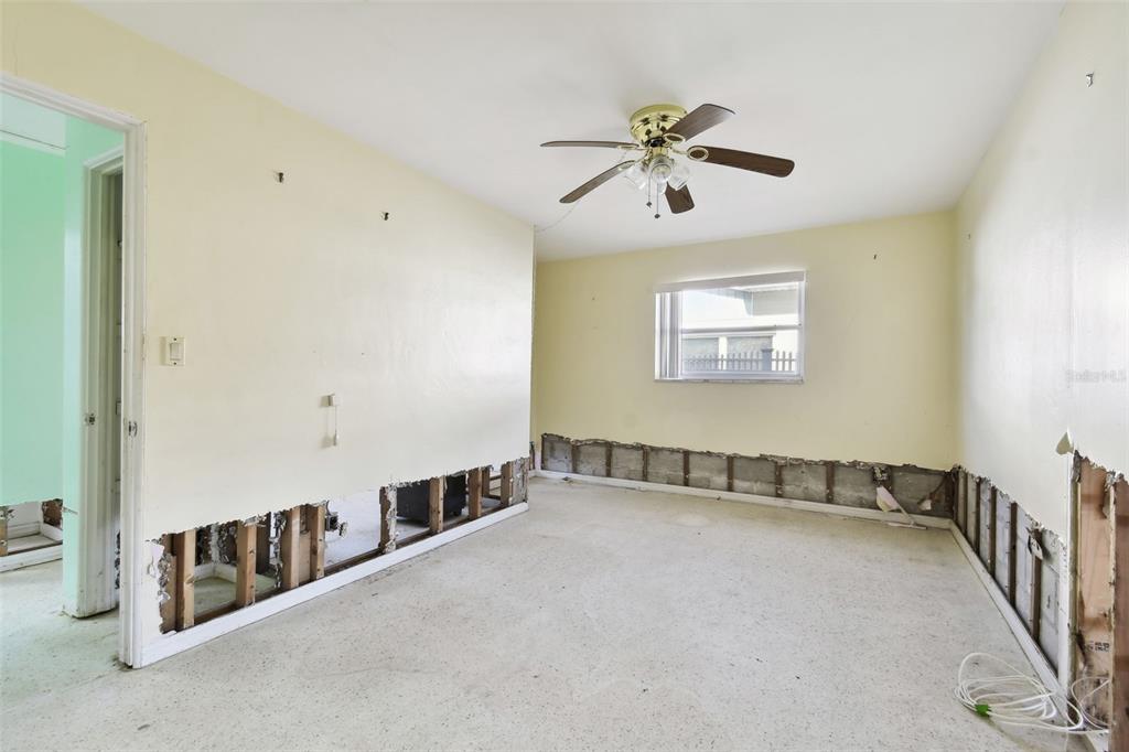 545 Lillian Drive Madeira Beach, FL 33708 - Photo 46 of 100 a view of an empty room with windows
