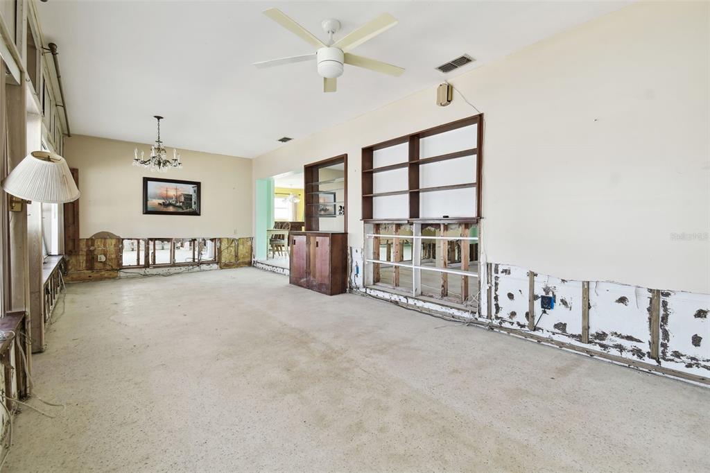 545 Lillian Drive Madeira Beach, FL 33708 - Photo 52 of 100