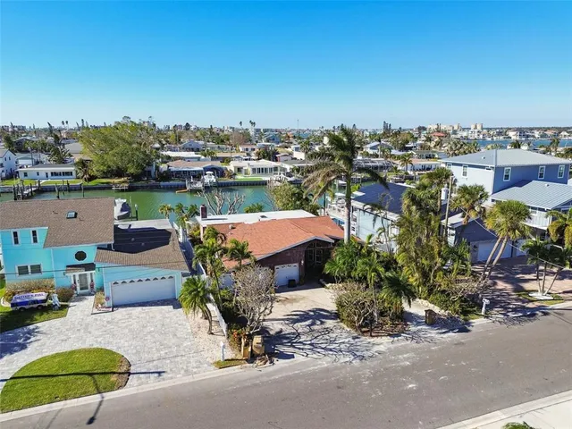 $776,000 | 545 Lillian Drive, Madeira Beach, FL 33708