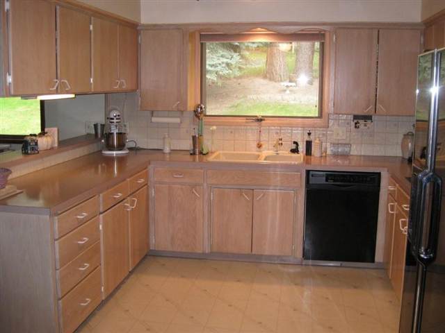 309 West Sierra Way Spokane, WA 99208 - Photo 4 of 9 Gallery Image 4