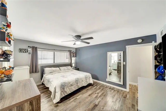 $409,000 | 18601 Collins Street, Unit D17, Tarzana, CA 91356