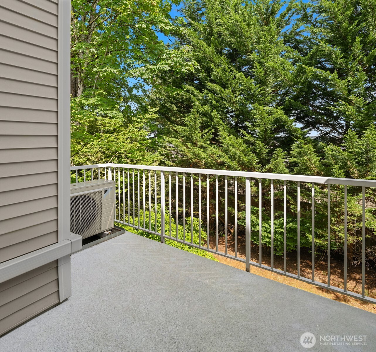 12113 Northeast 172nd Place, Unit J202 Bothell, WA 98011 - Photo 12 of 34