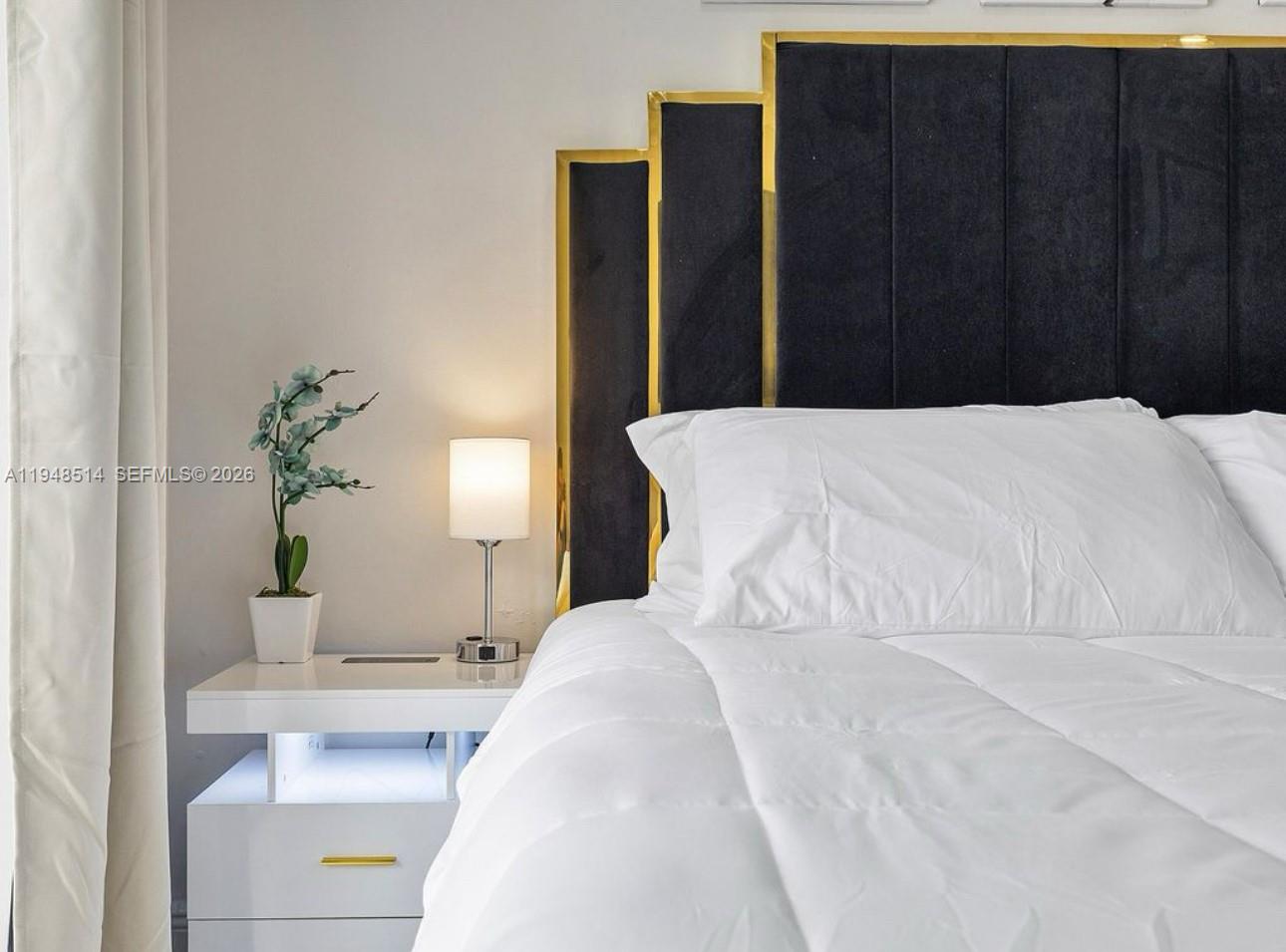 14855 Southwest 174th Street Miami, FL 33187 - Photo 12 of 23