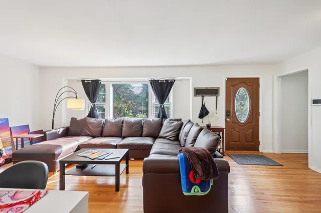 $380,000 | 3624 Pennsylvania Avenue South, St. Louis Park, MN 55426