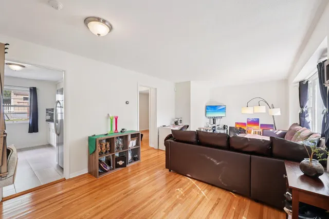 $380,000 | 3624 Pennsylvania Avenue South, St. Louis Park, MN 55426