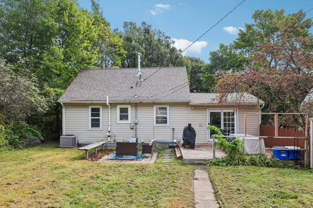 $380,000 | 3624 Pennsylvania Avenue South, St. Louis Park, MN 55426