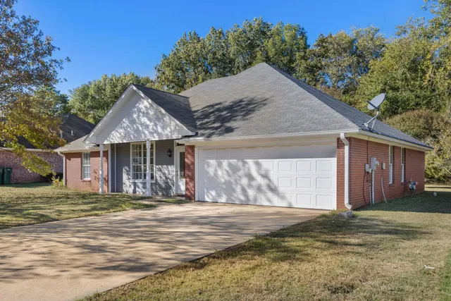 $224,900 | 2266 Crabapple Drive, Tupelo, MS 38801