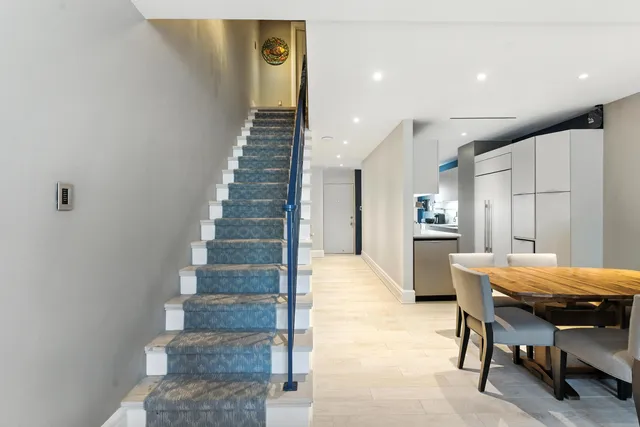 a view of entryway and hall