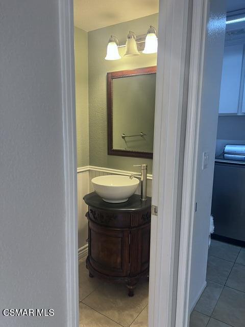 6769 Cowboy Street Simi Valley, CA 93063 - Photo 16 of 40 IMG_1815
