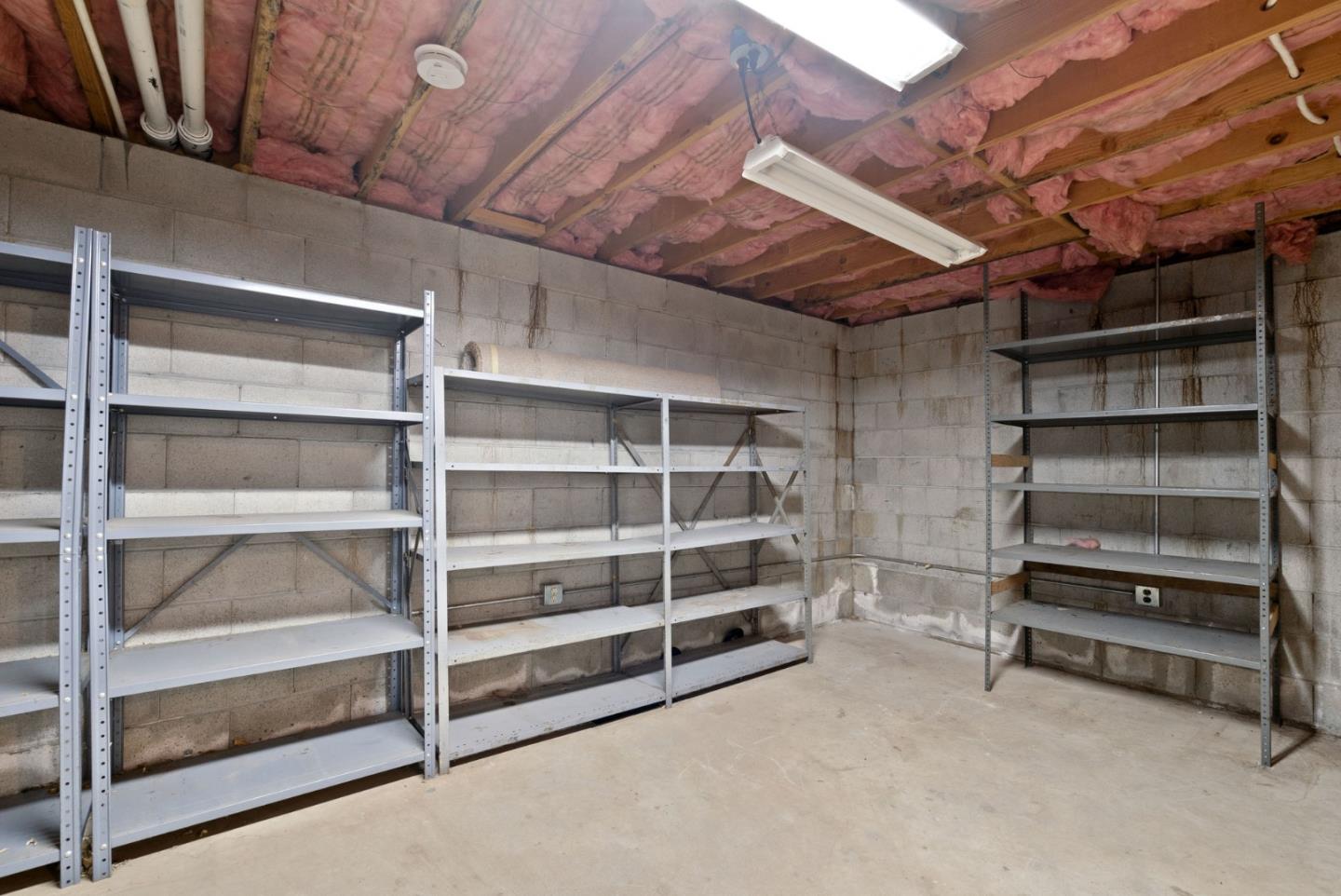 92 Carter Road Santa Cruz, CA 95060 - Photo 33 of 52 Gallery Image 33
