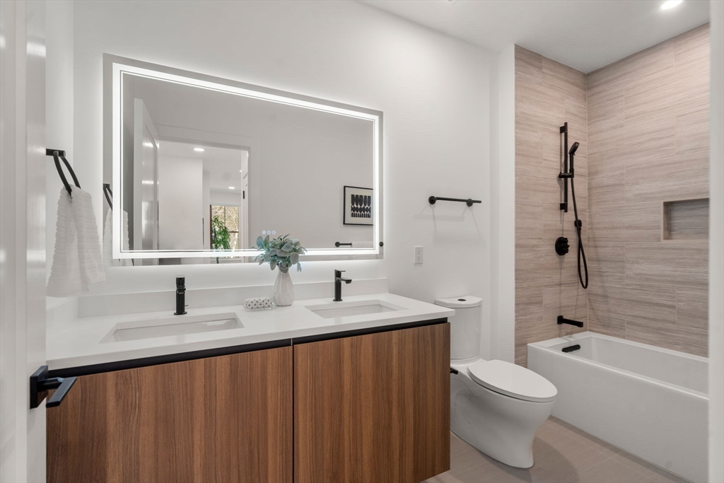 16 Stearns Road, Unit 302 Wellesley, MA 02482 - Photo 12 of 14