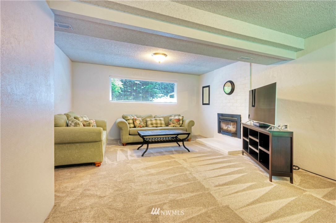23229 53rd Avenue Southeast Bothell, WA 98021 - Photo 14 of 23