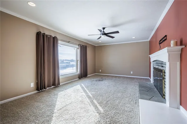 $179,900 | 222 Salmon Creek Drive, Greece, NY 14468