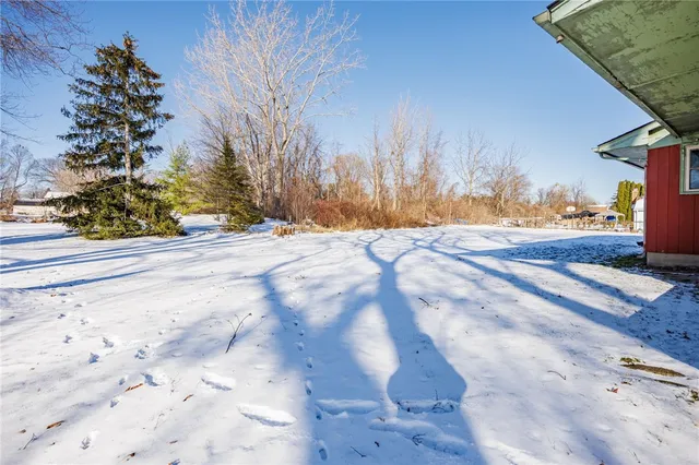 $179,900 | 222 Salmon Creek Drive, Greece, NY 14468